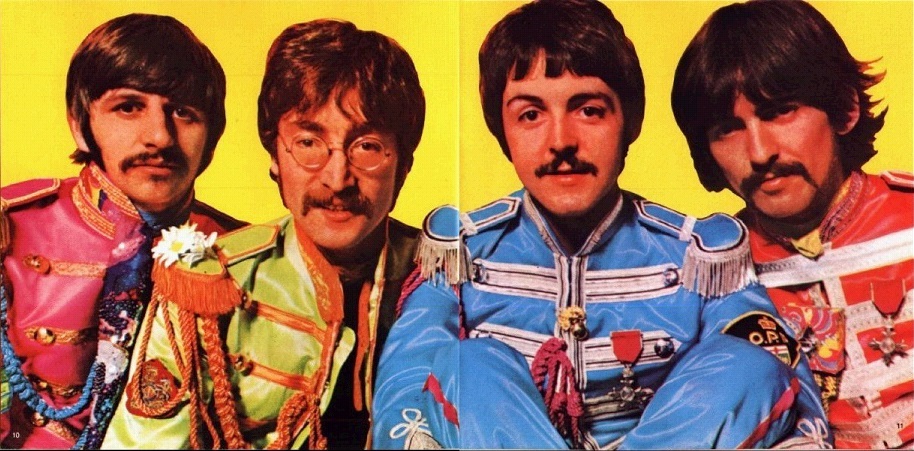 The Beatles Sgt Pepper's Lonely Hearts Club Band